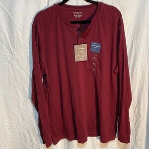 Croft and Barrow Men's Deep Red Long Sleeve Henley Tee